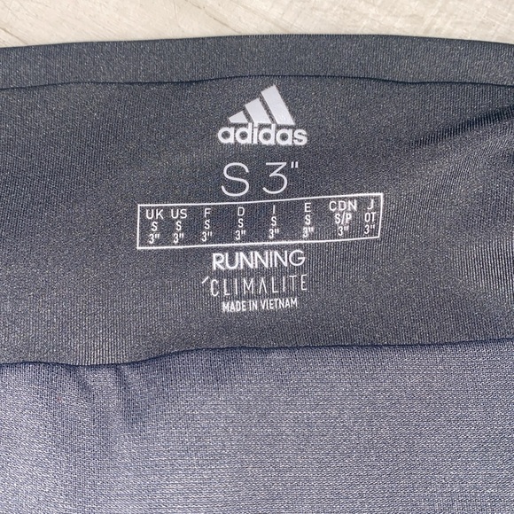 Black adidas running short - Picture 3 of 4